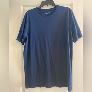 Under Armour tshirt